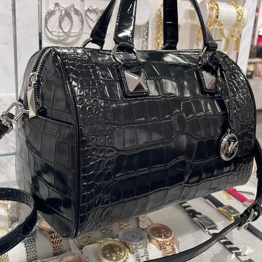 Michael Kors Grayson Medium Crocodile Embossed Leather Satchel
Black 
NWT - Picture 2 of 16